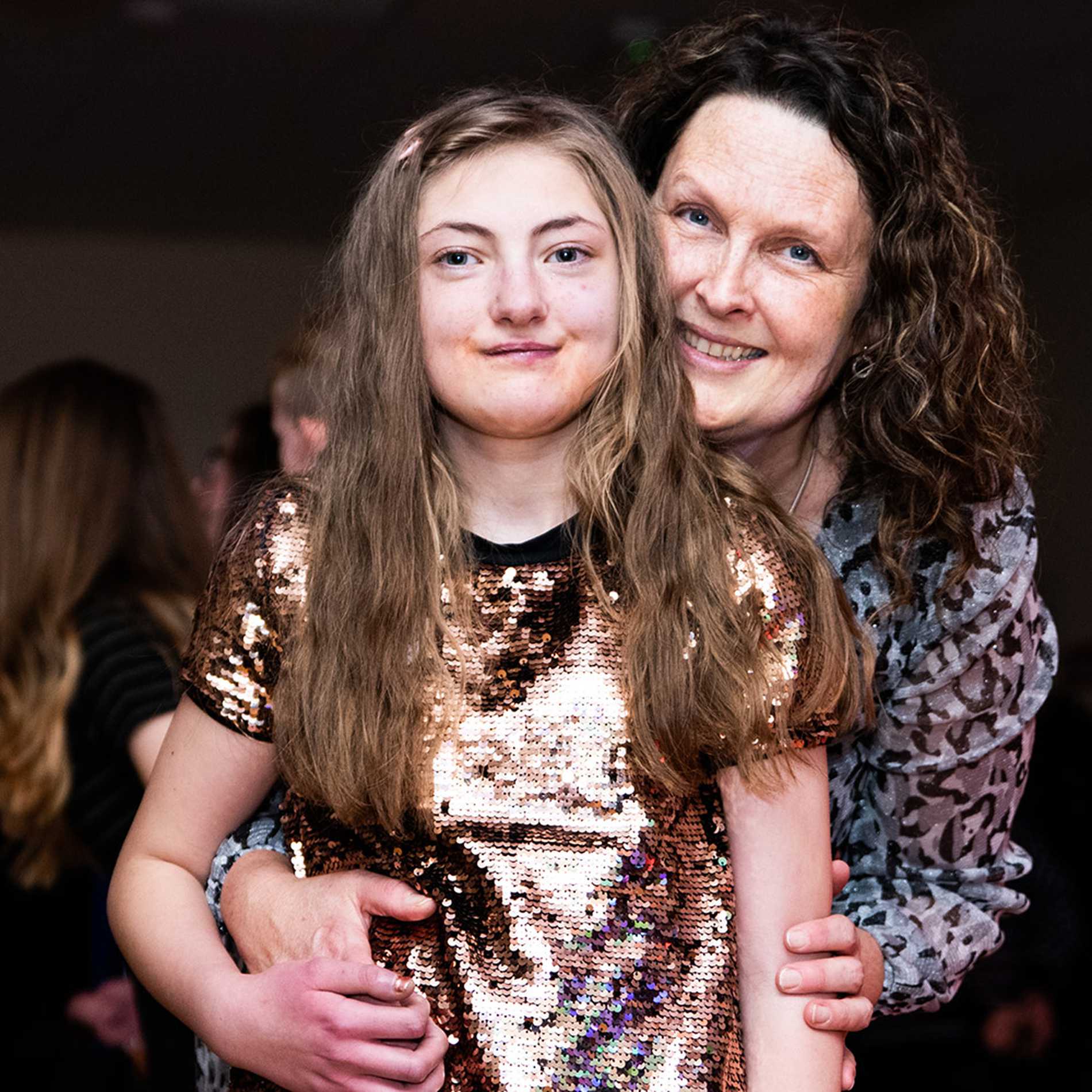 Eloise and her mum.